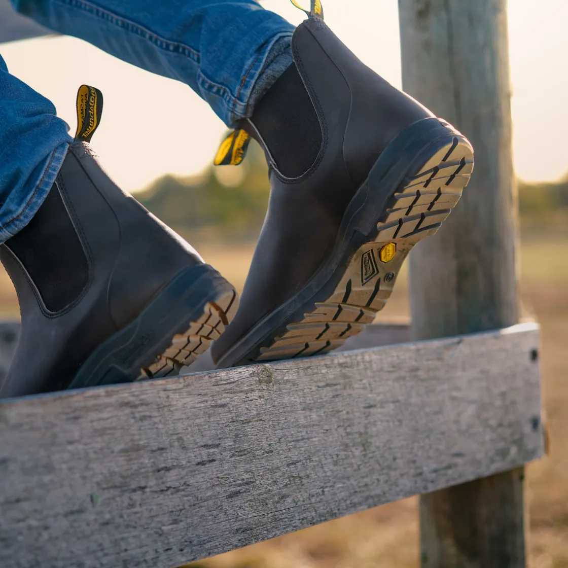 BLUNDSTONE 2058 All Terrian Chelsea Boot (Black) New