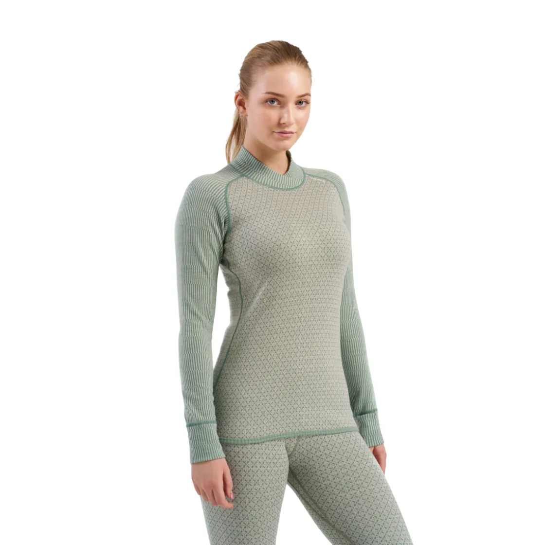 DEVOLD Kvitegga Cross Neck, dame Outlet