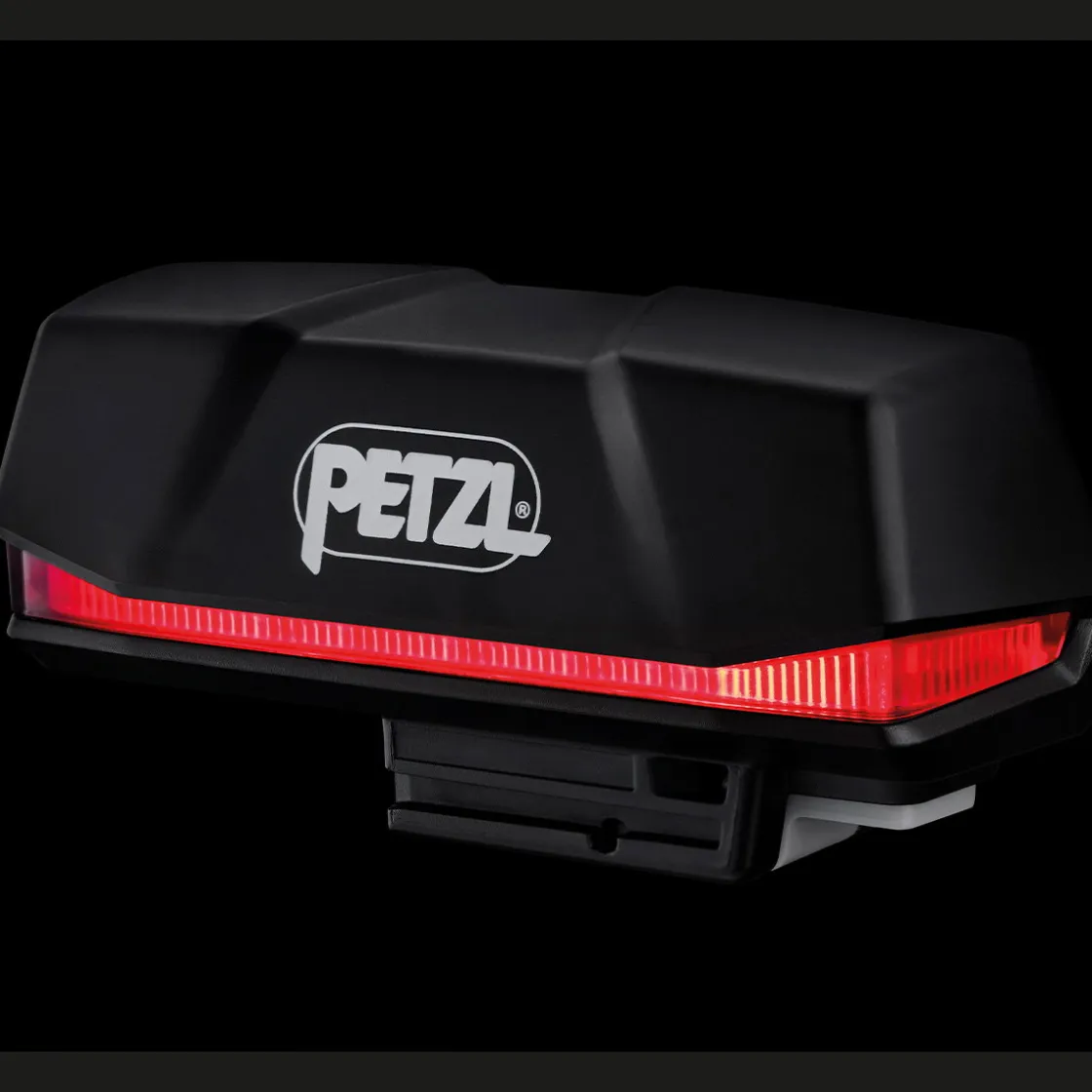 PETZL Nao RL 1500 Lumen Pandelampe Clearance